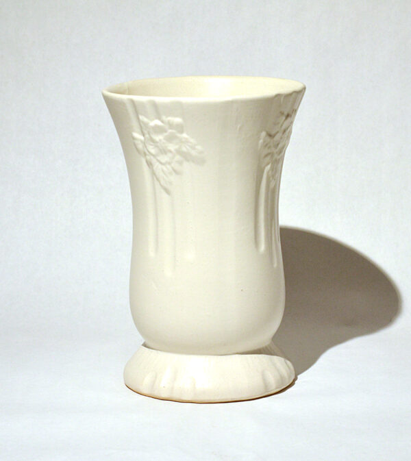 Hull or McCoy wthite stoneware vase