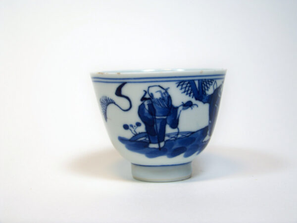 Blue and White Kangxi Wine Cup side 1