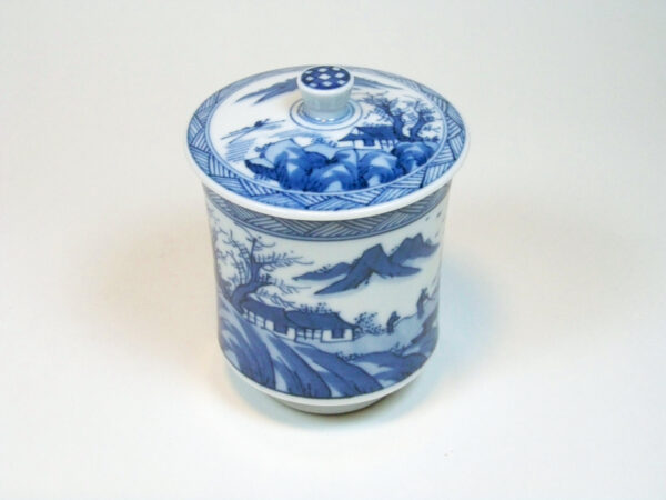 Japanese blue and white covered tea cup chawan top