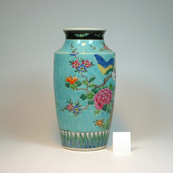 Chinese Straits procelain vase left side