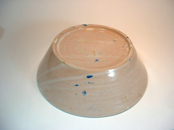 19th Century Telavera Blue and White Bowl bottom