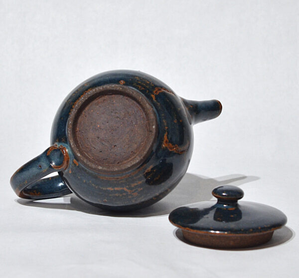 Tenmoku Glaze Tea Pot base