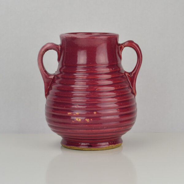 McCoy ring vase in gloss red back